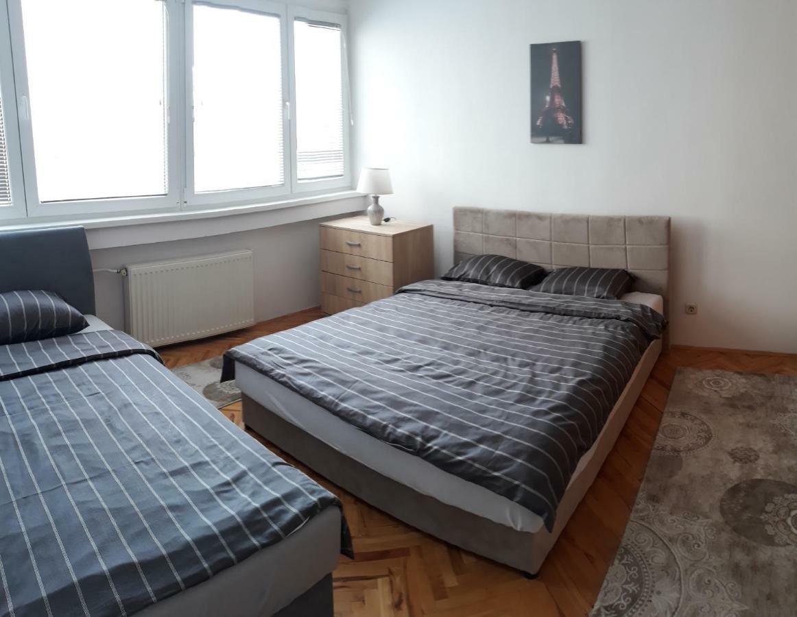 Apartment Ambrela 2 Сараево Екстериор снимка
